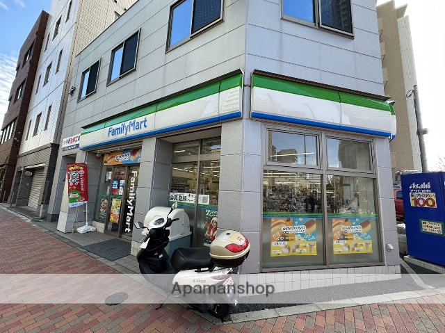 コンビニ　ファミリーマート江東白河四丁目店（コンビニ）まで494m