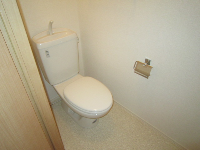ソルア-ジュ鷺沼のトイレ写真