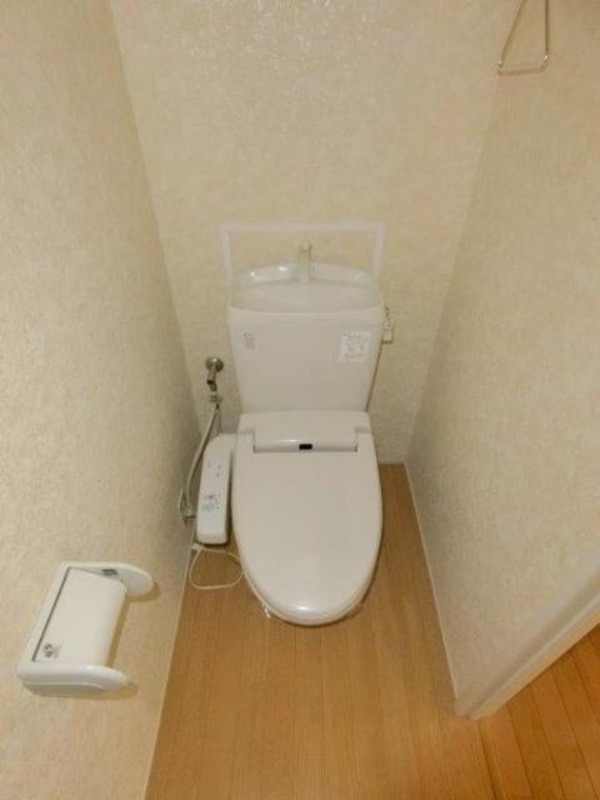 トイレ　図面と現状に相違がある場合には現状を優先