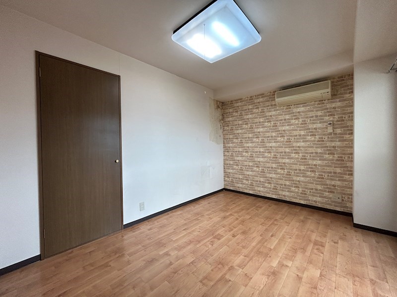 FLAT34西宮の居間写真
