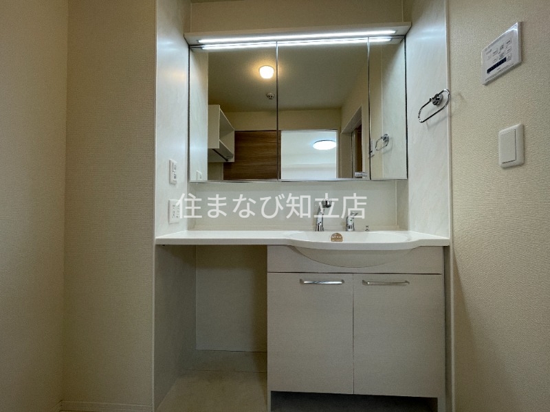 フォンターナ刈谷の内装写真