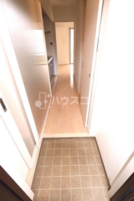 京阪本線 寝屋川市駅 徒歩8分 3階建 築10年の玄関写真