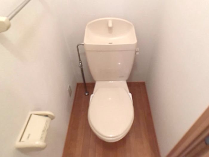 スタディオ・プリムールのトイレ写真