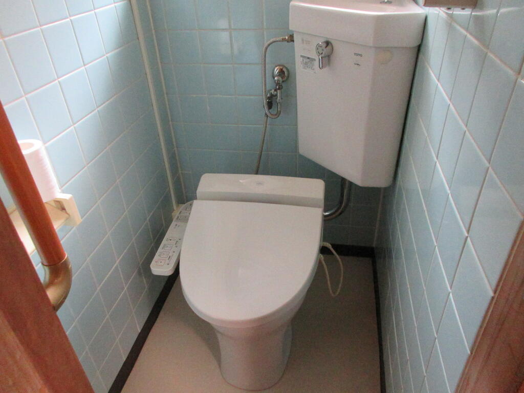西ノ京永本町貸家のトイレ写真