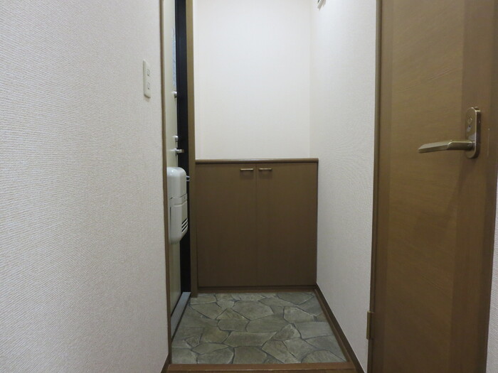 玄関　シューズボックス