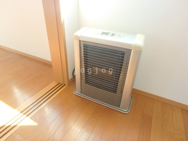 その他設備　冬はあったか灯油ストーブ★