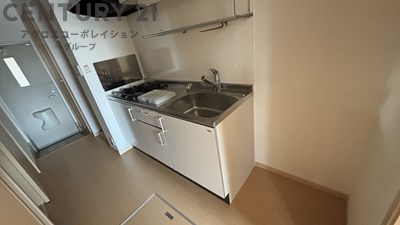 キッチン　壁付けキッチンでスペースを最大限有効活用できます！