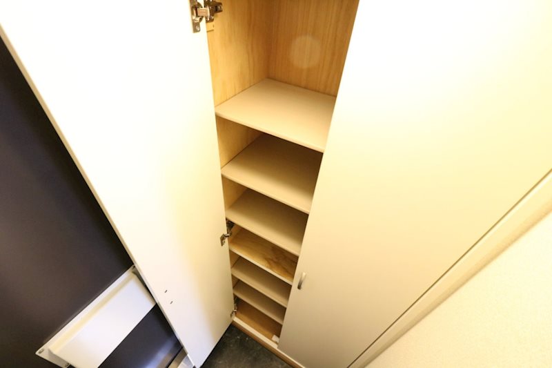 玄関　※別のお部屋の写真です