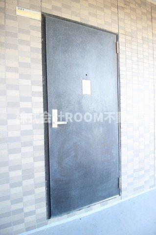 JCSマンションの玄関写真