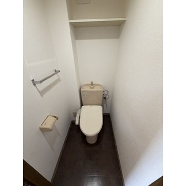 名鉄名古屋本線 二ツ杁駅 徒歩3分 3階建 築28年のトイレ写真