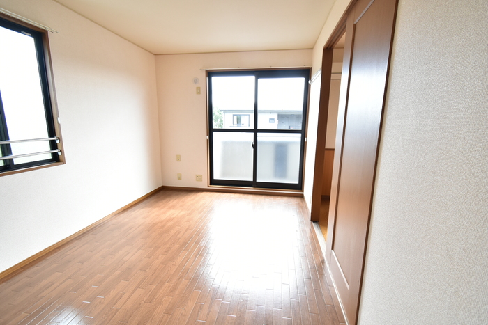 アルファタウン秦野新町Bの内装写真