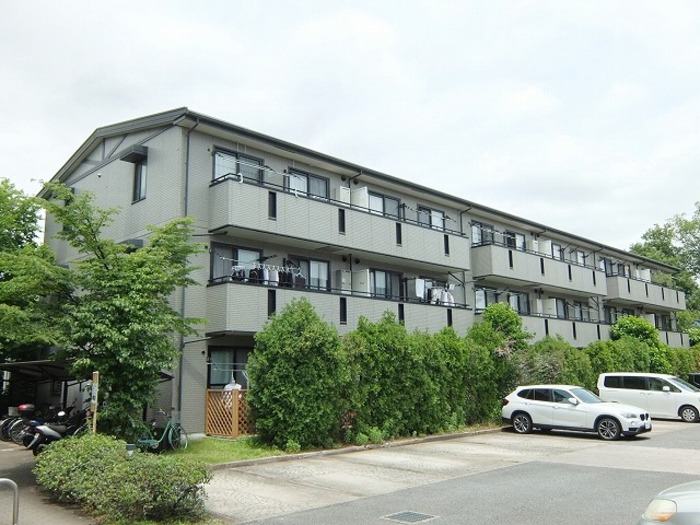 アルファタウン秦野新町Bの外観写真