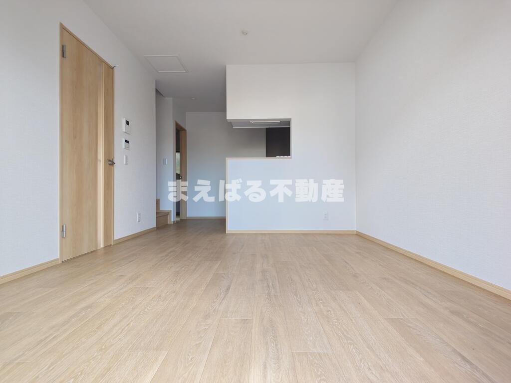 ＪＲ筑肥線 筑前前原駅 徒歩11分 2階建 築1年の居間写真