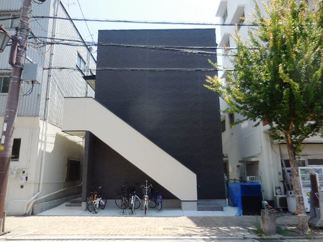 阪神本線 尼崎センタープール前駅 徒歩7分 築10年