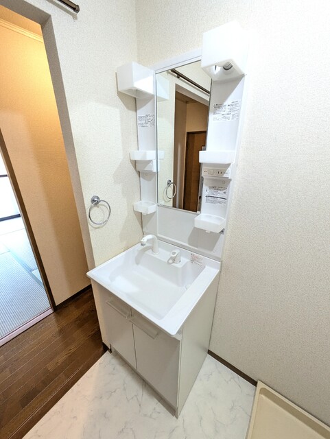 洗面設備　★★身支度に便利な洗面化粧台です♪★★