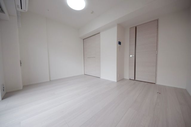 アレスグーテ北千住の居間写真