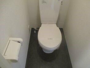 ＪＲ山手線 池袋駅 徒歩8分 10階建 築20年のトイレ写真