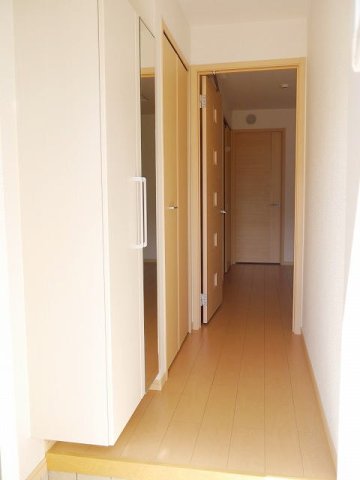 玄関　シンプルで使いやすい玄関です
