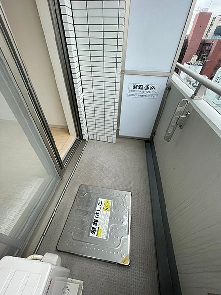 バルコニー　※別部屋の参考写真です。