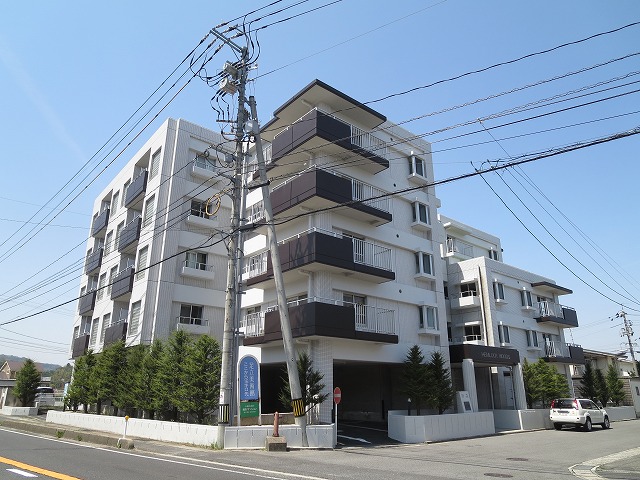 マンション栂森