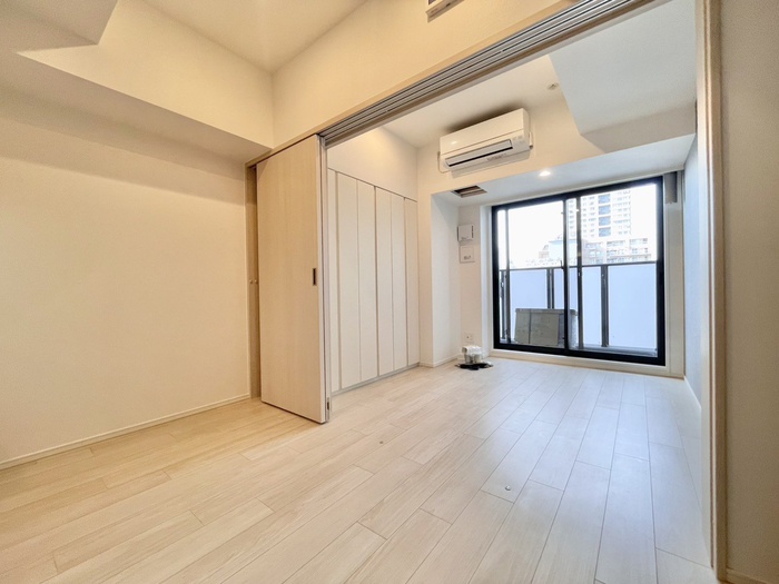 ザパークハビオ谷町六丁目クロスの居間写真