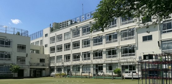 小学校　新宿区立戸山小学校（小学校）まで130m