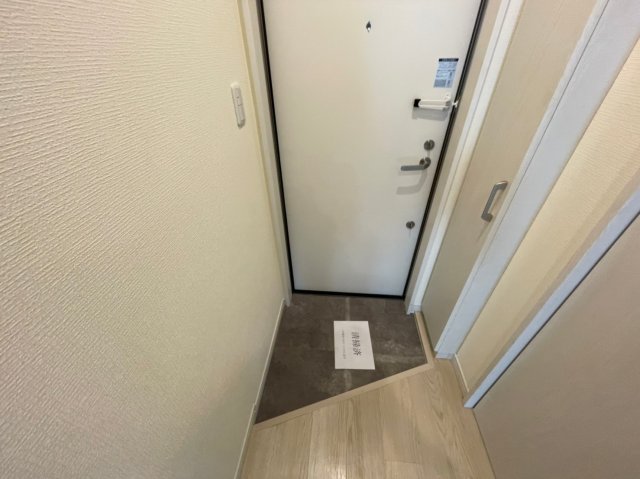 玄関　ノア名駅南