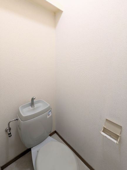 ＪＲ鹿児島本線 熊本駅 徒歩25分 2階建 築32年のトイレ写真