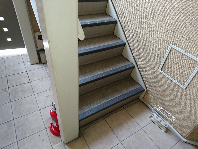 その他共有部分　階段です