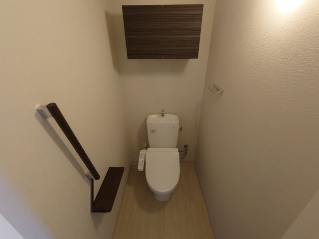 みなとメゾン川西中央のトイレ写真
