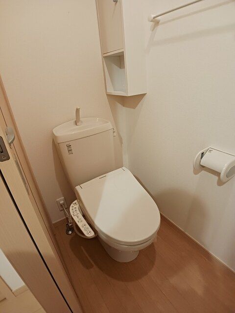 大井川鐵道本線 新金谷駅 徒歩8分 2階建 築17年のトイレ写真