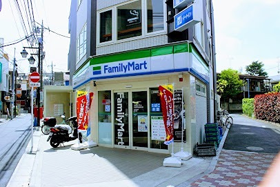 コンビニ　ファミリーマート 杉並阿佐谷南口店（コンビニ）まで336m