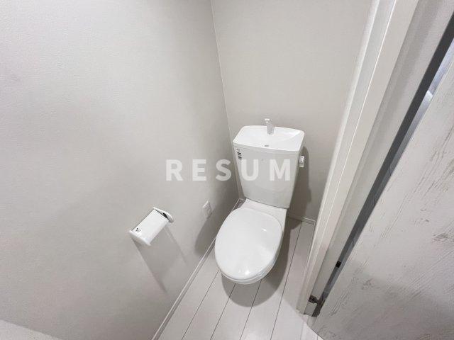 ＪＲ外房線 本千葉駅 徒歩3分 7階建 築3年のトイレ写真