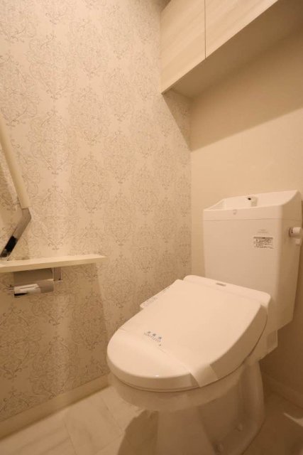 シャーメゾンアルタミラ府中のトイレ写真