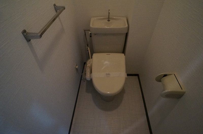 ヴィラ・ピーシスのトイレ写真