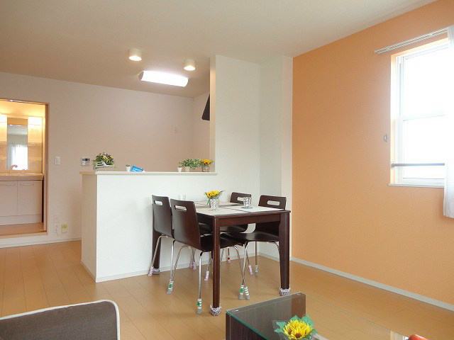 居室・リビング　※写真は201号室のお部屋です。