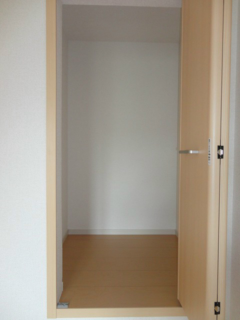 収納　※写真は201号室のお部屋です。