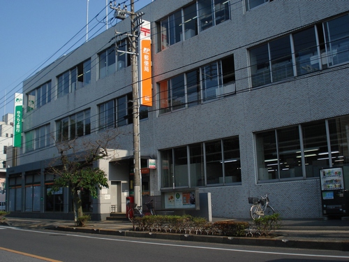 郵便局　小山郵便局（郵便局）まで1115m