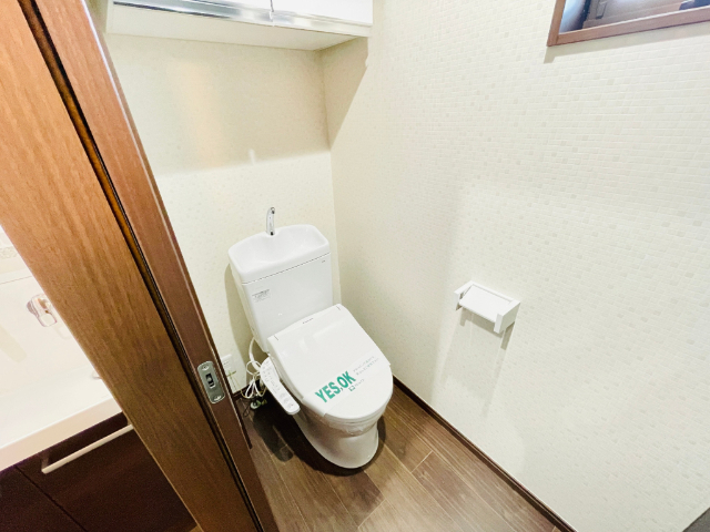 トイレ　※別部屋の写真になります