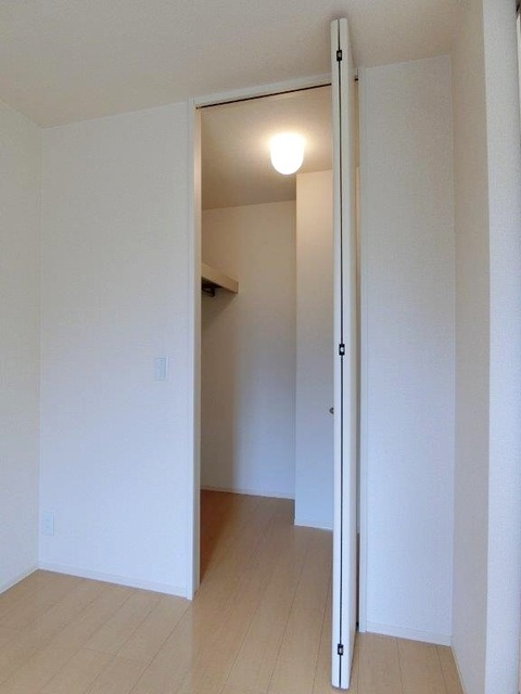 収納　図面と現状に相違がある場合には現状を優先