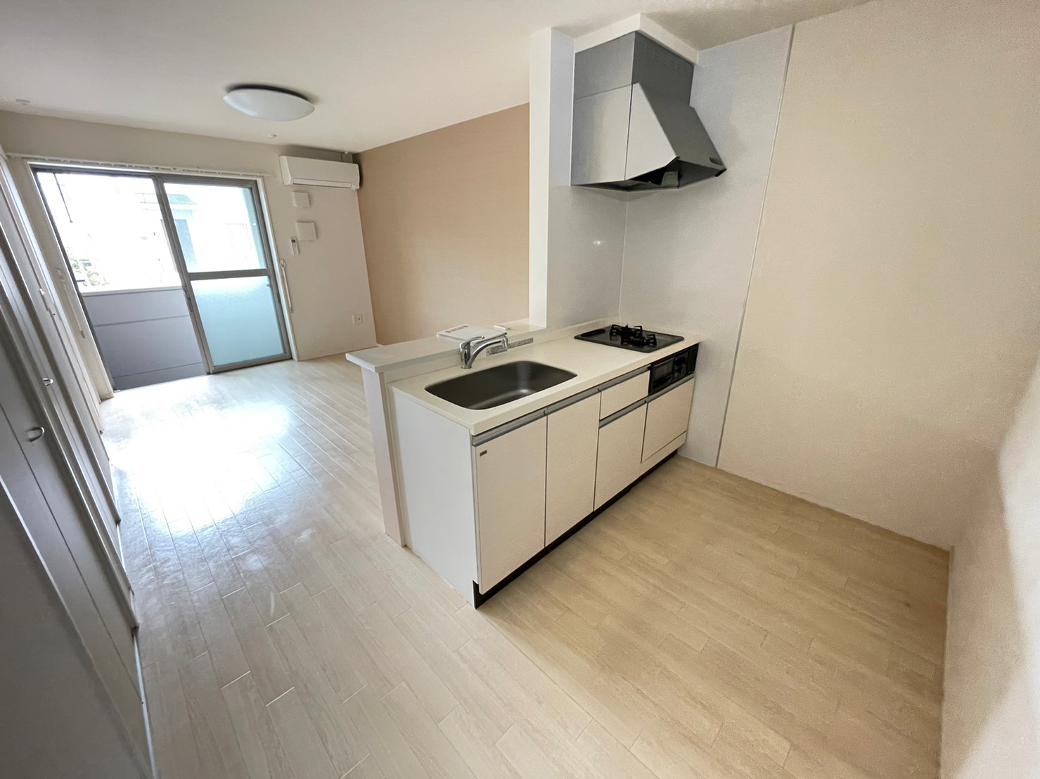 キッチン　同建物別号室