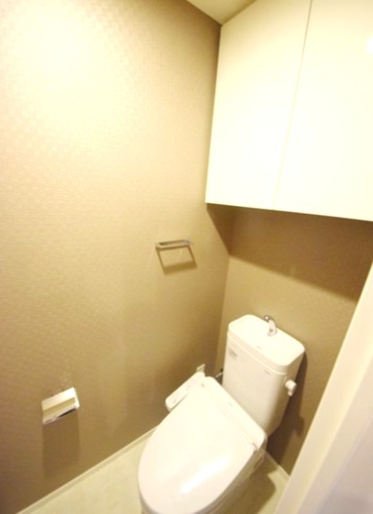つくばエクスプレス 浅草駅 徒歩3分 14階建 築7年のトイレ写真