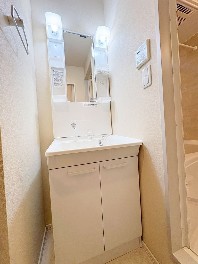 洗面設備　※102号室参考写真