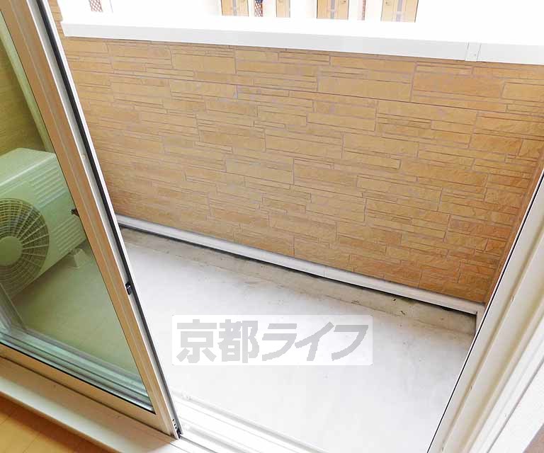 バルコニー　コンパクトです・