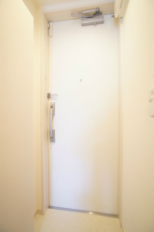 ＪＲ東海道本線 藤沢駅 徒歩14分 2階建 築9年の玄関写真