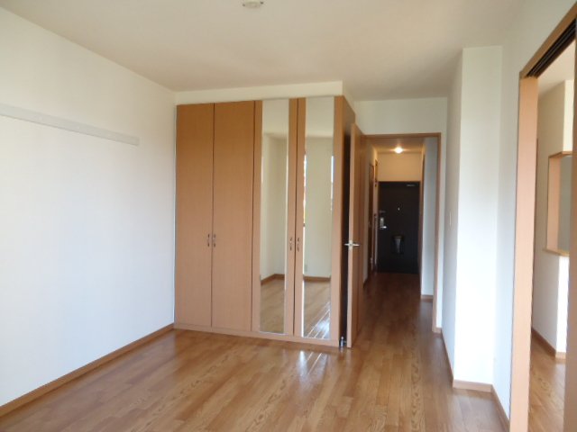 Royal Hills Iの内装写真