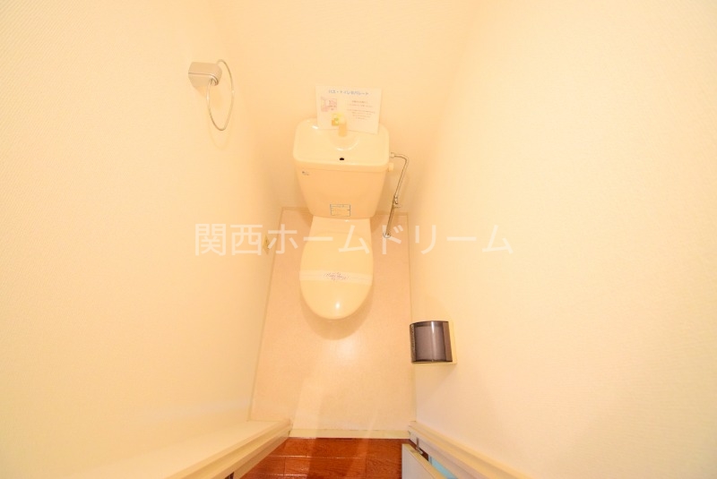 LOTUS R33のトイレ写真