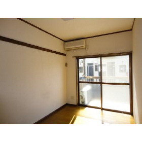 コーポ永友B棟の居間写真
