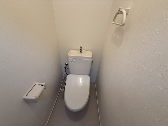 トイレ　別号室参考写真