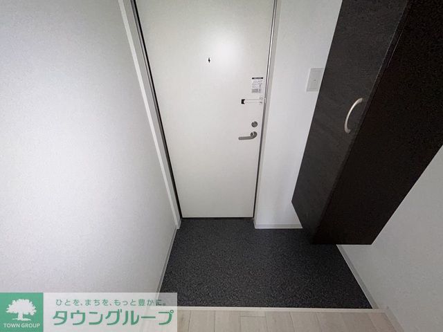 玄関　同会社施工イメージ参照　現状優先